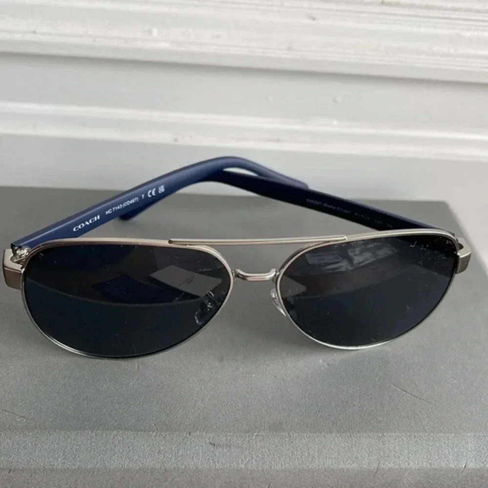 NWT Coach Aviator Sunglasses New w Tag & Case